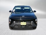 Used 2024 Hyundai Kona SE image 2