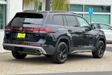 New 2025 Volkswagen Atlas Peak Edition SE image 4