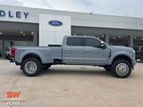Used 2025 Ford F450 Platinum w/ Platinum Plus Package image 3