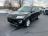 Used 2017 Ford Explorer XLT image 3