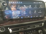 New 2025 Chevrolet Traverse Z71 w/ Driver Confidence Package image 3