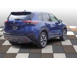 Used 2023 Nissan Rogue SV image 3