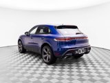 Certified 2024 Porsche Macan image 3
