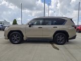 Used 2025 Lexus LX 700h Overtrail image 4
