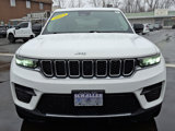 Used 2023 Jeep Grand Cherokee Laredo image 2