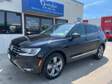 Used 2020 Volkswagen Tiguan SEL image 2