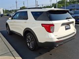Certified 2022 Ford Explorer XLT w/ Equipment Group 202A image 5
