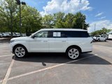 Used 2025 Lincoln Navigator L Reserve image 3