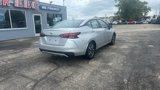 Used 2021 Nissan Versa SV image 5