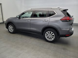 Used 2018 Nissan Rogue SV image 3