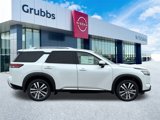 New 2025 Nissan Pathfinder Platinum image 2