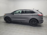 Used 2023 Ford Edge SE w/ Black Appearance Package image 3