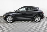 Certified 2025 Porsche Macan image 2