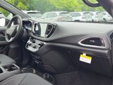 New 2026 Chrysler Pacifica Select image 6