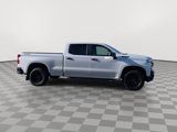 Used 2022 Chevrolet Silverado 1500 LT Trail Boss w/ Convenience Package II image 2