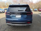 New 2025 GMC Acadia Denali w/ Super Cruise Package image 4