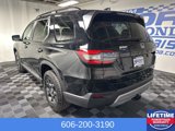 New 2025 Honda Pilot TrailSport image 2