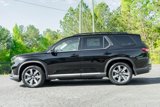 New 2025 Honda Pilot Touring image 5