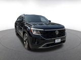 Used 2024 Volkswagen Atlas Cross Sport SE image 3