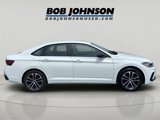 Used 2025 Volkswagen Jetta Sport image 6