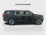Used 2023 GMC Yukon XL Denali Ultimate image 4