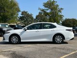 Used 2022 Toyota Camry LE image 3