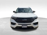 Used 2024 Ford Explorer XLT image 2