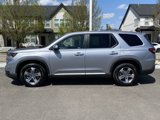 Used 2025 Honda Pilot EX-L image 3