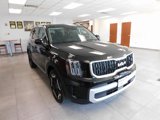 Used 2024 Kia Telluride EX w/ EX Captain's Chair Package image 4