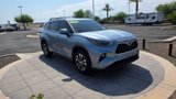 Certified 2022 Toyota Highlander XLE image 3