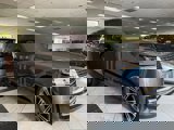 Used 2022 Land Rover Range Rover SE image 3