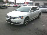 Used 2013 Volkswagen Passat TDI SEL Premium image 2