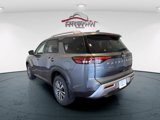 New 2025 Nissan Pathfinder SL image 5