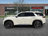 New 2025 Nissan Pathfinder Platinum image 2