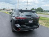 Used 2024 Toyota Highlander FWD image 5