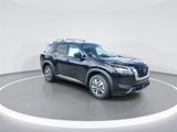 New 2025 Nissan Pathfinder SL image 2