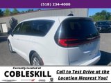 New 2025 Chrysler Pacifica Select image 5