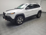 Used 2018 Jeep Cherokee Trailhawk image 2
