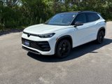 New 2025 Volkswagen Tiguan SE R-Line image 3