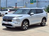 New 2025 Mitsubishi Outlander SE image 2