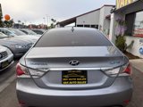 Used 2015 Hyundai Sonata Hybrid image 5