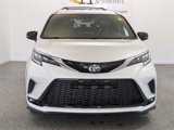 Used 2023 Toyota Sienna XSE image 3
