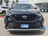 Used 2021 Toyota Highlander XSE image 2