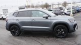New 2025 Volkswagen Taos SEL image 4