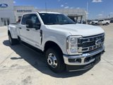 New 2025 Ford F350 4x4 Crew Cab DRW Super Duty image 2