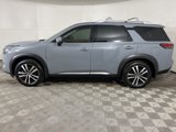 New 2025 Nissan Pathfinder Platinum image 5