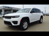 Certified 2024 Jeep Grand Cherokee Laredo w/ Luxury Tech Group I image 2