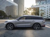 New 2025 Lincoln Aviator Reserve w/ Equipment Group 201A image 3