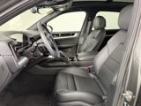 Certified 2025 Porsche Cayenne image 5