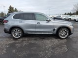 Used 2025 BMW X5 xDrive40i w/ Climate Comfort Package image 3